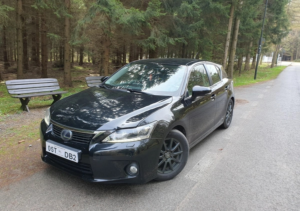 Lexus CT cena 36900 przebieg: 320000, rok produkcji 2012 z Wałbrzych małe 92